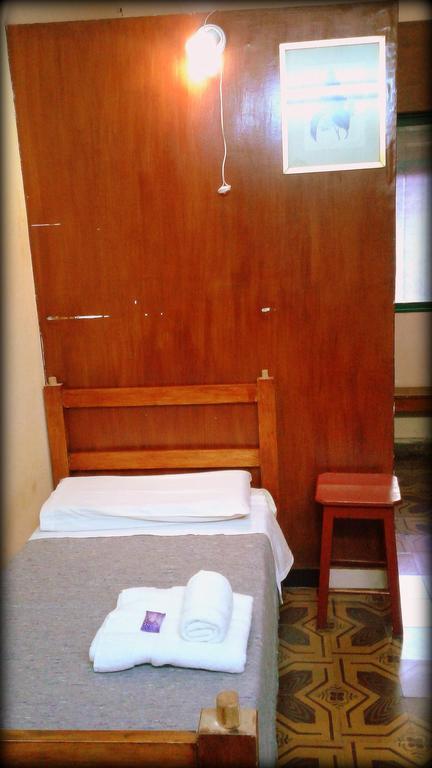 Hostal Yatasto Salta Eksteriør billede