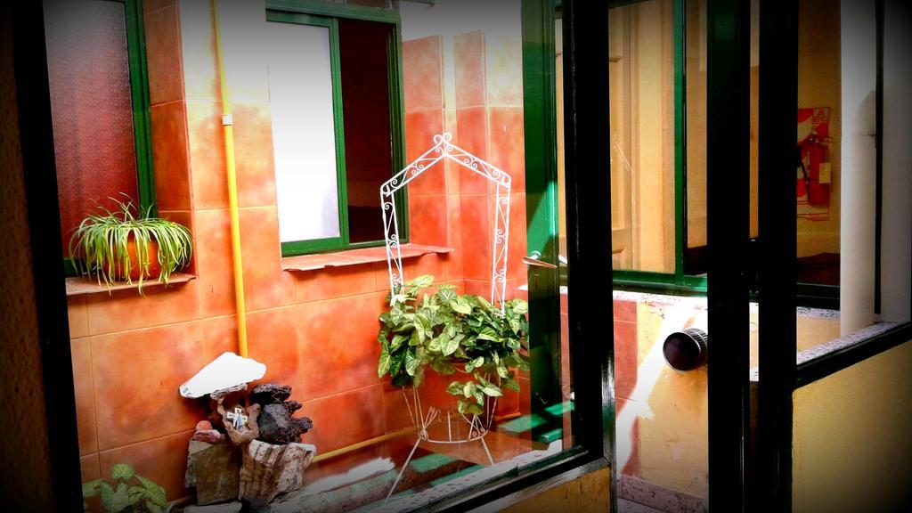 Hostal Yatasto Salta Eksteriør billede